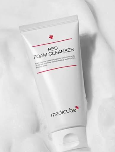 Medicube Red line Foam Cleanser